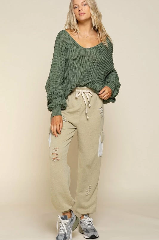 POL TOPS Your Own World Knit V-Neck Sweater - Green 4 POL TOPS Your Own World Knit V-Neck Sweater - Green