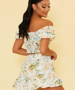 LUXXEL MATCHING SETS Together At Last Floral Ruffle Shorts