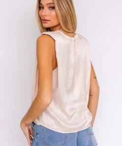 LE LIS TOPS Hilton Padded Shoulder Satin Blouse - Champagne