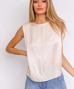 LE LIS TOPS Hilton Padded Shoulder Satin Blouse - Champagne