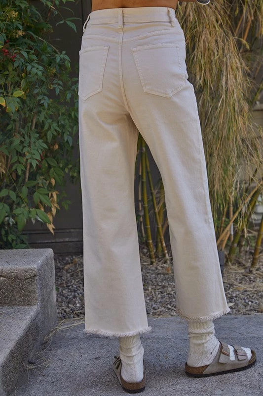 BT BOTTOMS Brayden High Waisted Frayed Denim Jeans 8 BT BOTTOMS Brayden High Waisted Frayed Denim Jeans