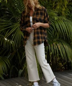 BT TOPS Grizzly Peak Plaid Button Down Top