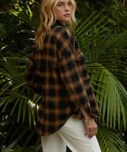 BT TOPS Grizzly Peak Plaid Button Down Top
