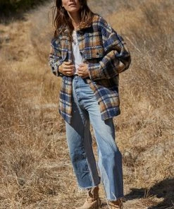 BT Bridgeview Pocketed Plaid Jacket - Navy OUTERWEAR