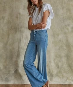 BT Skye Flutter Eyelet Sleeve Top BRIDAL