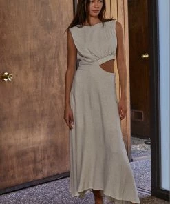 BT BEST SELLERS Vivia Linen Cut Out Midi Dress 19 BT BEST SELLERS Vivia Linen Cut Out Midi Dress