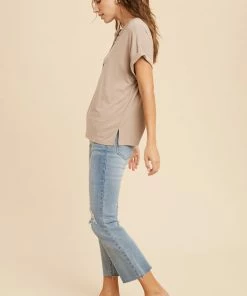 WL TOPS Sam Relaxed Knit Henley Tee - Mocha