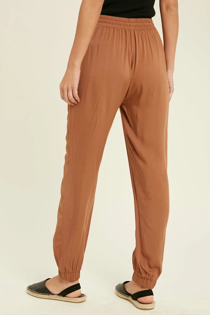 WL Eugene Pocketed Lightweight Joggers 9 WL Eugene Pocketed Lightweight Joggers