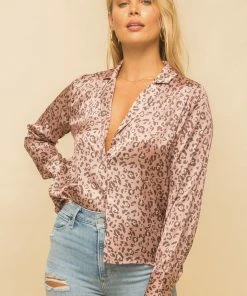 HEM&THREAD Carol Collared Leo Blouse
