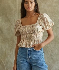 BT Watch Me Blossom Puff Sleeve Crop Top