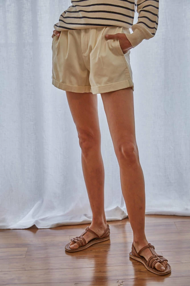 BT Barnett Cotton Pocketed High Rise Shorts- Cream 11 BT Barnett Cotton Pocketed High Rise Shorts- Cream