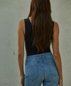 BT Talk Later Reversible Seamless Tank - Black TOPS 7 BT Talk Later Reversible Seamless Tank - Black TOPS