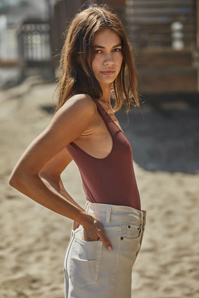 BT TOPS Talk Later Reversible Seamless Tank - Burgundy 4 BT TOPS Talk Later Reversible Seamless Tank - Burgundy