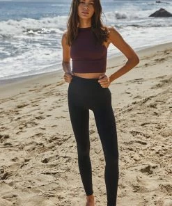 BT Crew Neck Crop Top - Cassis 7 BT Crew Neck Crop Top - Cassis