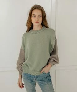 BT Zachary Contrast Knit Sweater