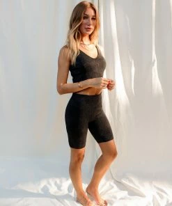 WL Form Ribbed Biker Shorts - Charcoal BOTTOMS