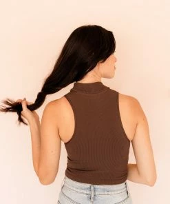 BT Molly Seamless Ribbed Mock Neck Top - Fudge