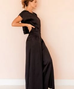 BT Tamra Satin Crop Top - Black BEST SELLERS 16 BT Tamra Satin Crop Top - Black BEST SELLERS