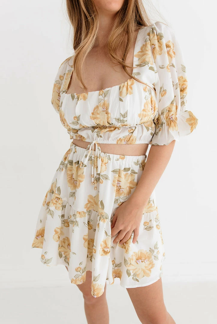 ONE & ONLY COLLECTIVE Willow Floral Crop Top MATCHING SETS 8 ONE & ONLY COLLECTIVE Willow Floral Crop Top MATCHING SETS