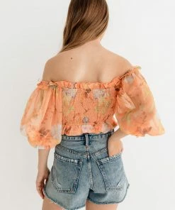 ONE & ONLY COLLECTIVE Holloway Floral Smocked Crop Top TOPS