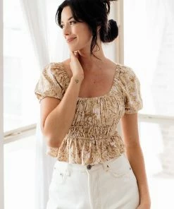 BT Watch Me Blossom Puff Sleeve Crop Top