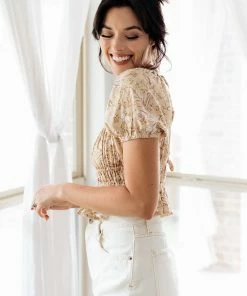 BT Watch Me Blossom Puff Sleeve Crop Top