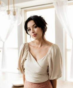 HEY SON TOPS Tanya Reversible Linen Tie Crop Top- Oatmeal