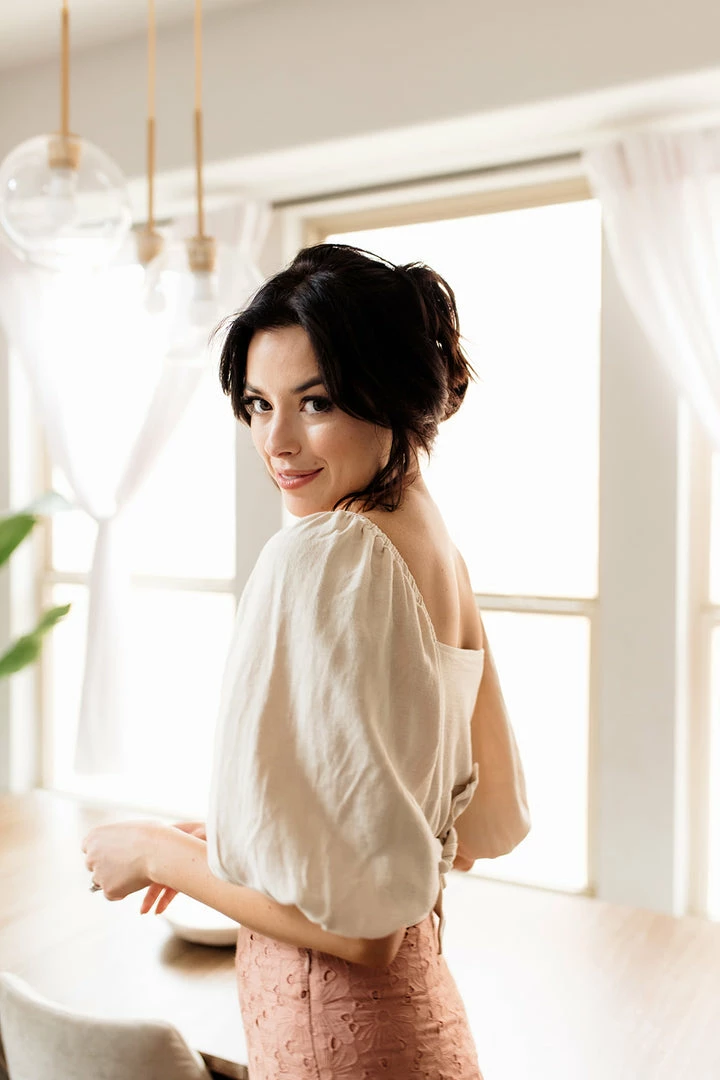 HEY SON TOPS Tanya Reversible Linen Tie Crop Top- Oatmeal 6 HEY SON TOPS Tanya Reversible Linen Tie Crop Top- Oatmeal