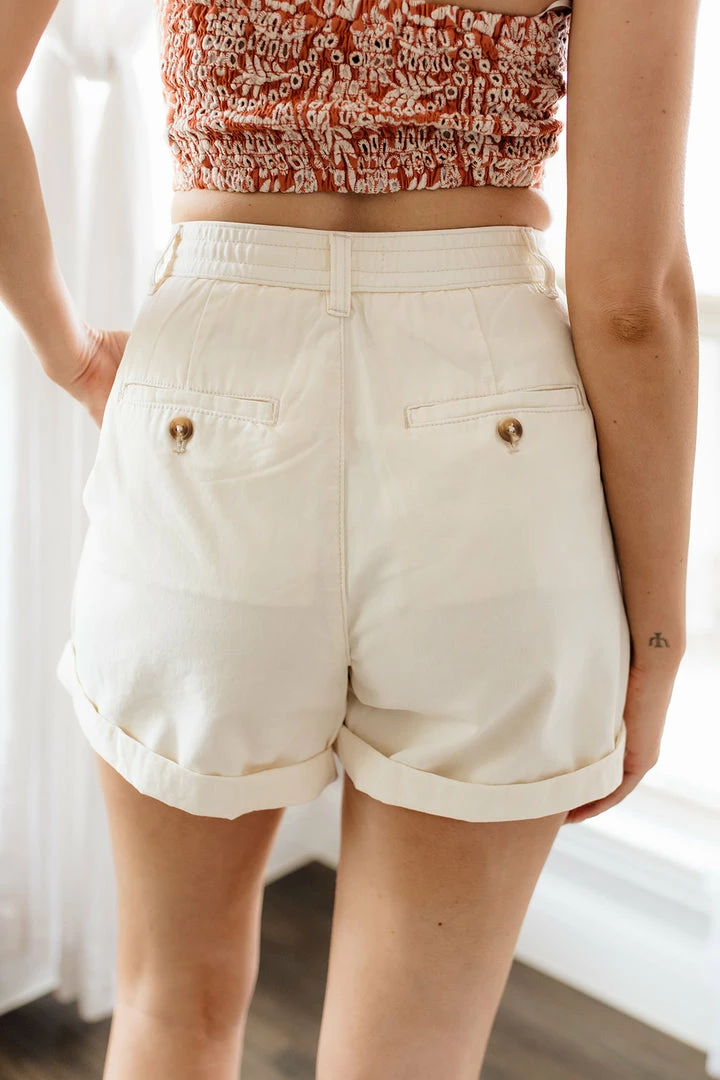 BT Barnett Cotton Pocketed High Rise Shorts- Cream 6 BT Barnett Cotton Pocketed High Rise Shorts- Cream