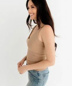 BT Seamless Scoop Neck Cami - Almond
