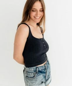 BT TOPS Hot Shot Seamless Crop Top - Black