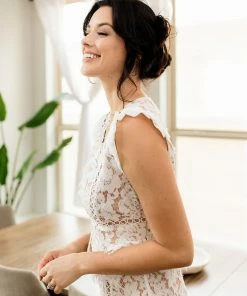 DO + BE COLLECTION Fabiana Lace Knit Crop Top