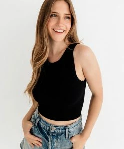 BT Headstart Seamless Textured Crop Top- Black TOPS