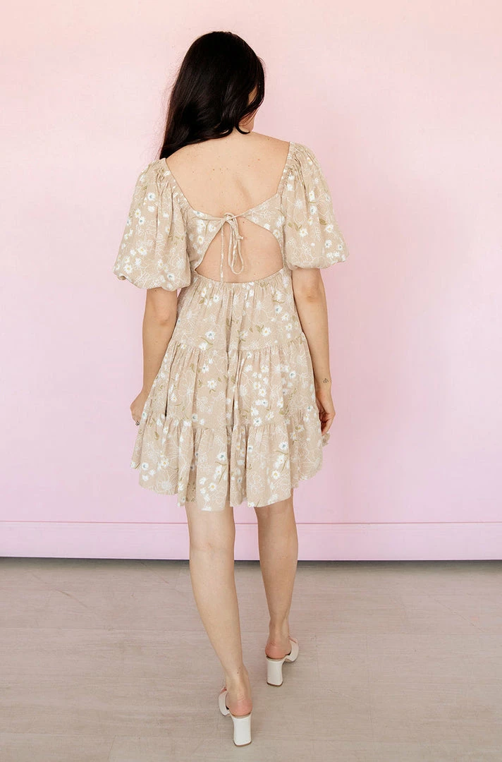 BT BEST SELLERS Lula Floral Cut Out Tiered Babydoll Dress 6 BT BEST SELLERS Lula Floral Cut Out Tiered Babydoll Dress