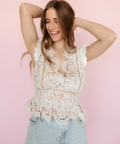 DO + BE COLLECTION Fabiana Lace Knit Crop Top