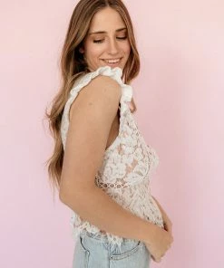 DO + BE COLLECTION Fabiana Lace Knit Crop Top