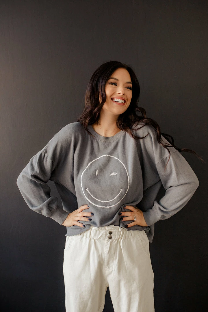 BT BEST SELLERS Happy Day Winky Face Pullover Sweater 6 BT BEST SELLERS Happy Day Winky Face Pullover Sweater