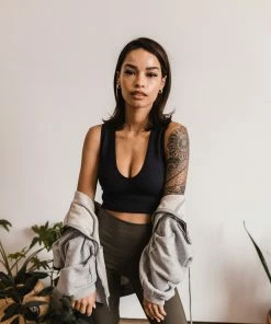 BT Jolie Ribbed Seamless Crop Top - Black 19 BT Jolie Ribbed Seamless Crop Top - Black