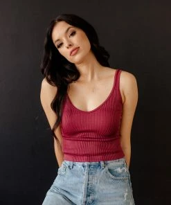 DYNAMIC TOPS Calbi Ribbed Cropped Tank - Fig