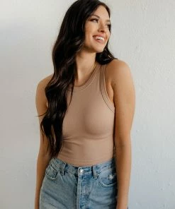 DYNAMIC Kip Seamless High Neck Ribbed Crop Tank Top - Nude