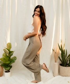 FORE COLLECTION Fraser Pintuck High Rise Trousers BOTTOMS 10 FORE COLLECTION Fraser Pintuck High Rise Trousers BOTTOMS