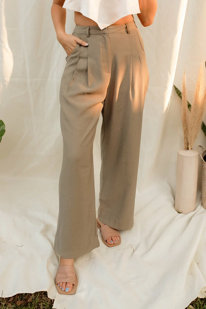 FORE COLLECTION Fraser Pintuck High Rise Trousers BOTTOMS 4 FORE COLLECTION Fraser Pintuck High Rise Trousers BOTTOMS