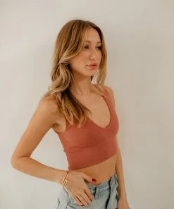 BT TOPS Jolie Ribbed Seamless Crop Top - Chestnut