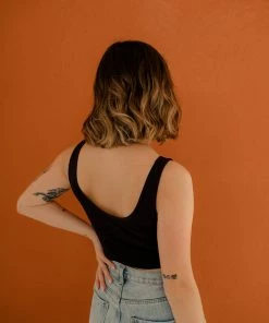 BT Weekender Seamless Crop Tank - Black TOPS