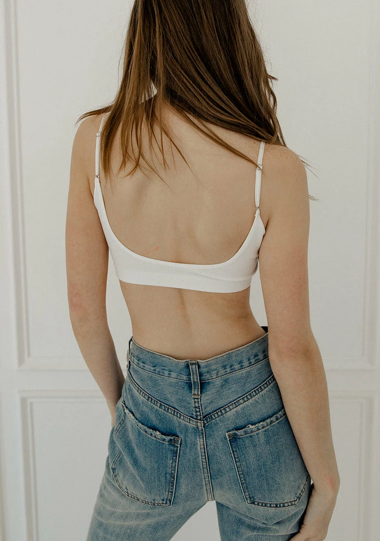 BT SEAMLESS BASICS Halo Ribbed Seamless Bralette - White 4 BT SEAMLESS BASICS Halo Ribbed Seamless Bralette - White