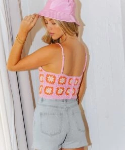 LE LIS Sofie Crochet Crop Top 13 LE LIS Sofie Crochet Crop Top