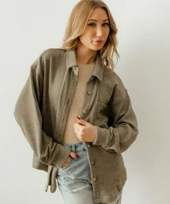 WL TOPS Ysabel Soft Ribbed Shacket Top - Olive
