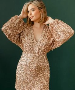 BT DATE NIGHT Event Ready Sequin Padded Shoulder Dress