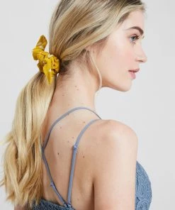 WL ACCESSORIES Cassie Padded Lace Bralette - M. Blue